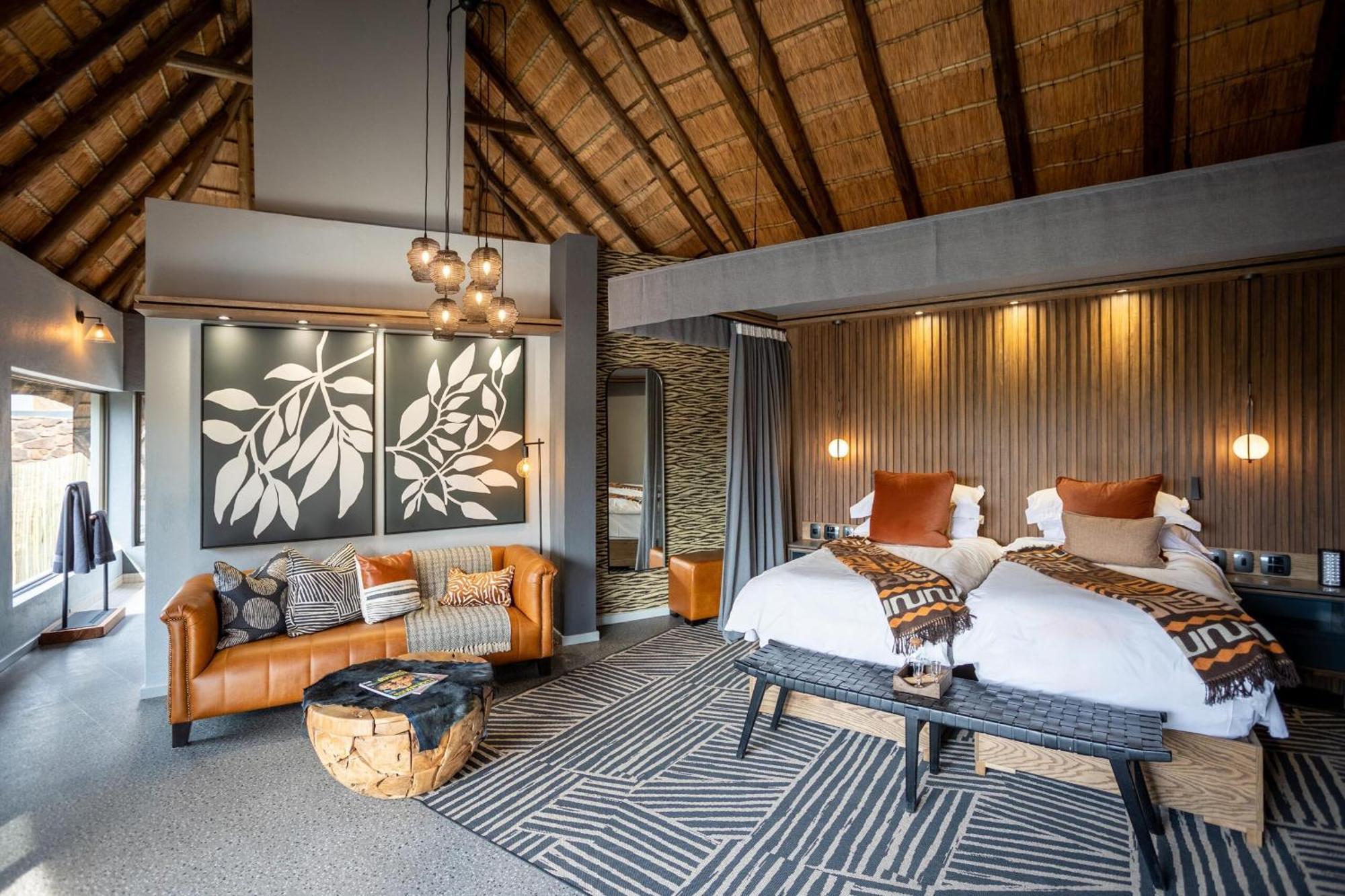 Tuningi Safari Lodge Madikwe Game Reserve Exterior foto