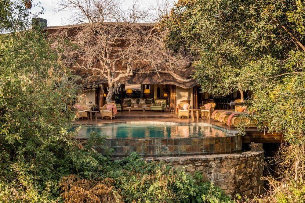Tuningi Safari Lodge Madikwe Game Reserve Exterior foto